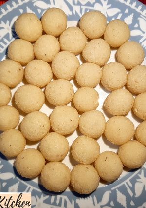 নারকেল নারু (রসকরা) রেসিপির প্রধান ছবি
