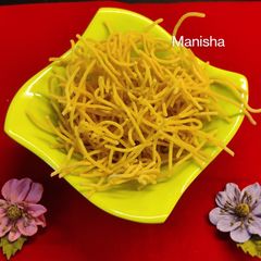Sev (शेव) A picture of Sev (शेव).