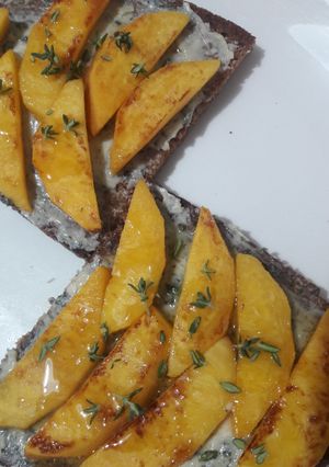 Foto di Pesche in antipasto