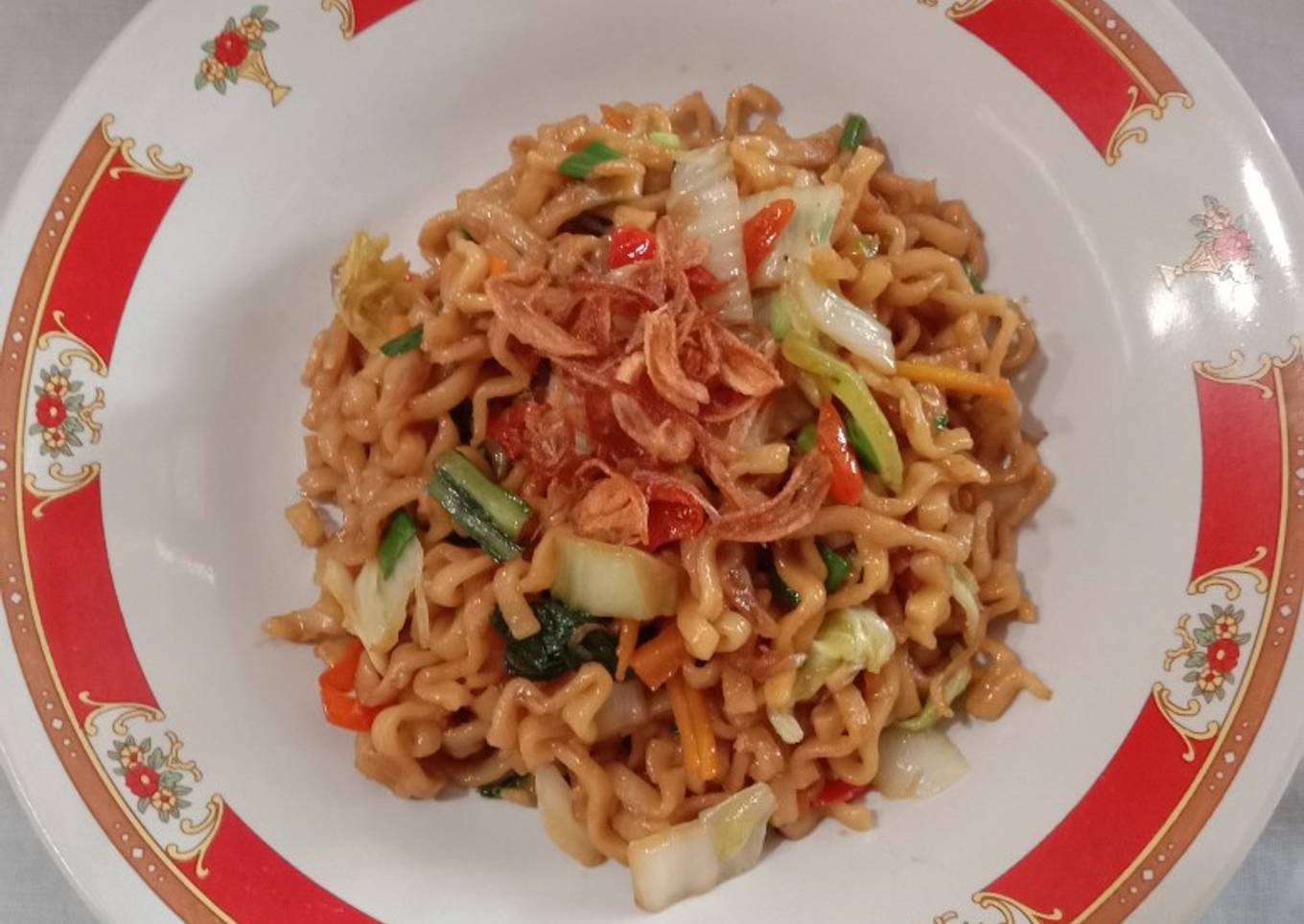 008. Mie Pipih Goreng