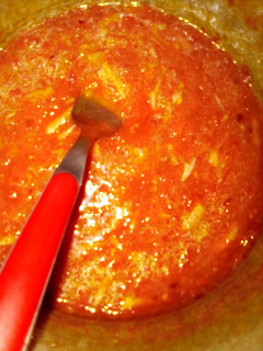 A picture of Fresh tomato sauce.