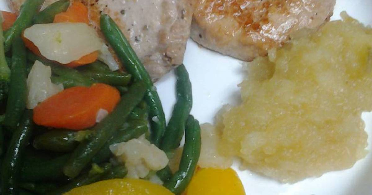 Brady Bunch pork chops and homemade apple sauce Recipe by