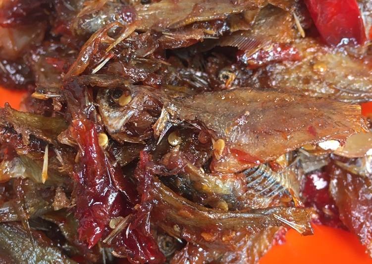 Cara Gampang Membuat Balado Ikan Asin Sepat yang Lezat