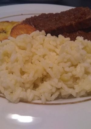 Una foto de Arroz con celery y limón