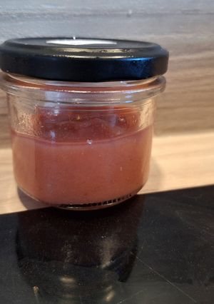 Une photo de Compote pomme groseille