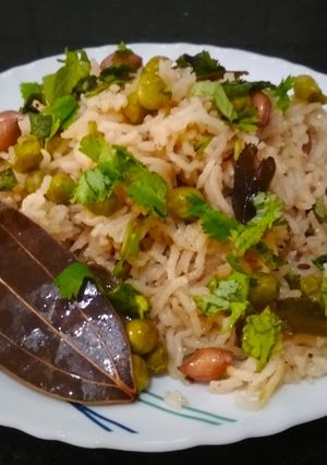A picture of Matar Pulao.