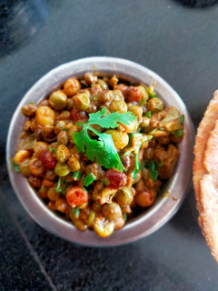 A picture of Green Pigeon Beans Subzi.
