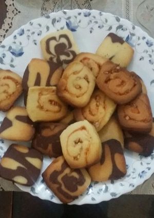 A picture of Choco vanilla cookies.