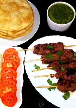 A picture of Bihari kabab on tawa.