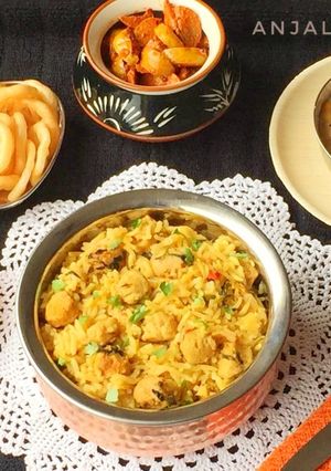 A picture of Soya Nuggets & Methi leaves Pulao.