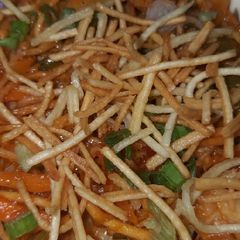 A picture of Street style Chinese noodles.