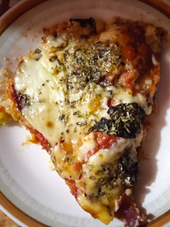 Una foto de Pizza con masa de zucchini