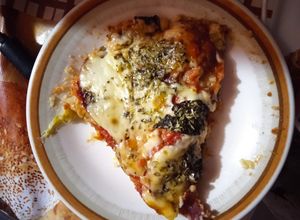Una foto de Pizza con masa de zucchini