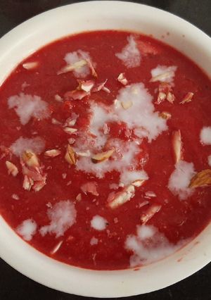 A picture of Steamed Vegan Beetroot, Tomato Carrot Almond Soup.