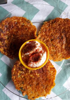 ભાતના પુડલા(bhaat na pudla recipe in Gujarati) રેસીપી મુખ્ય ફોટો