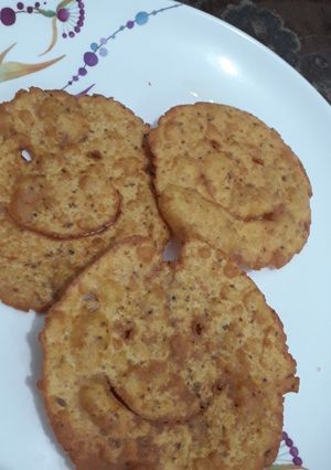 A picture of Instant masala papad.