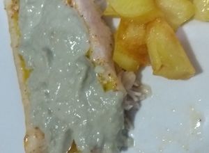 Una foto de Abadejo al horno con salsa roquefort