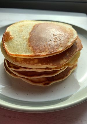 A picture of American style pancakes 🥞.