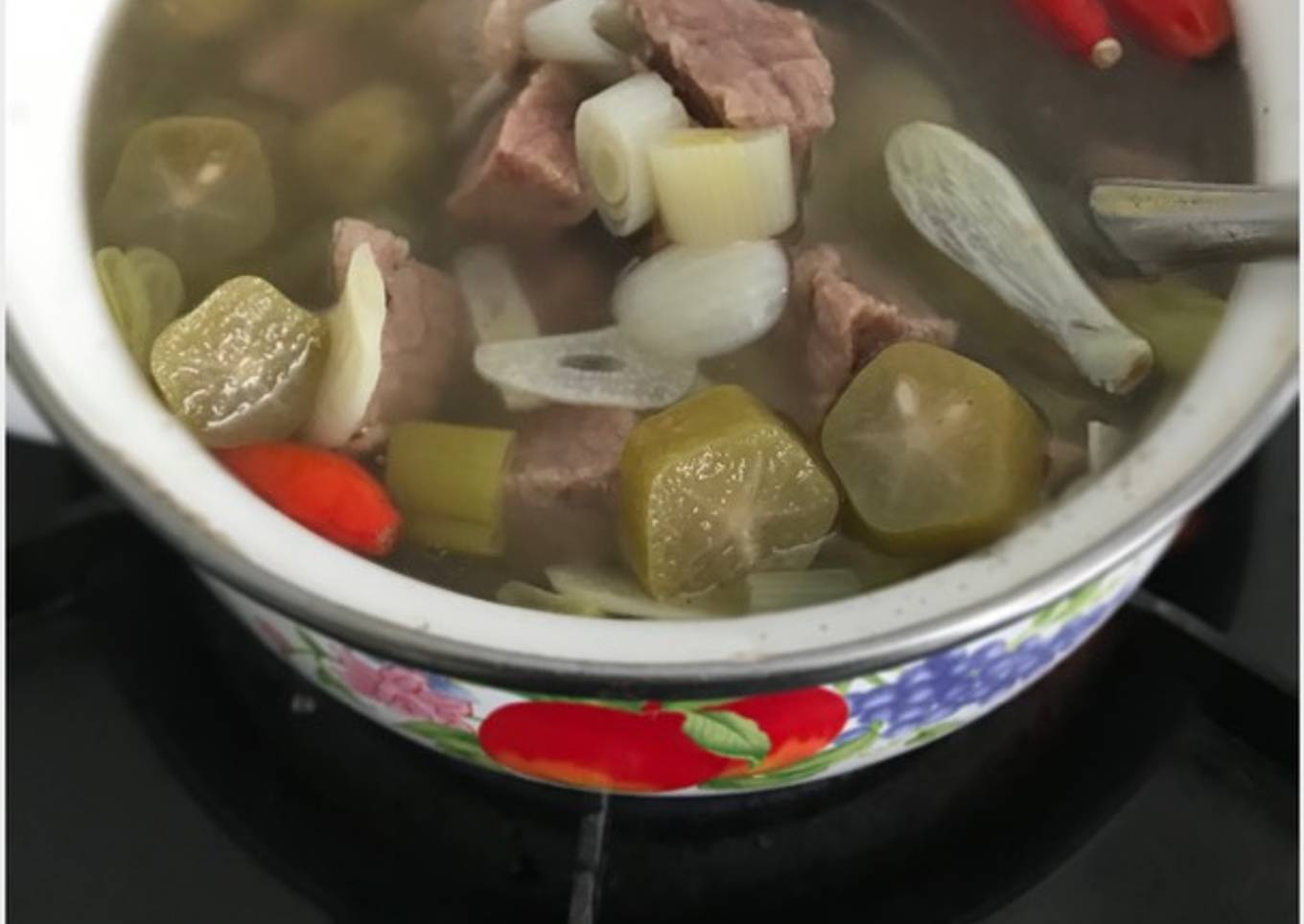 Tim daging sapi (asem daging)