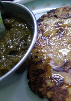 सरसों का साग (Sarson ka saag recipe in hindi) रेसिपी मुख्य फोटो