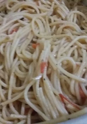 A picture of Fried spaghetti.