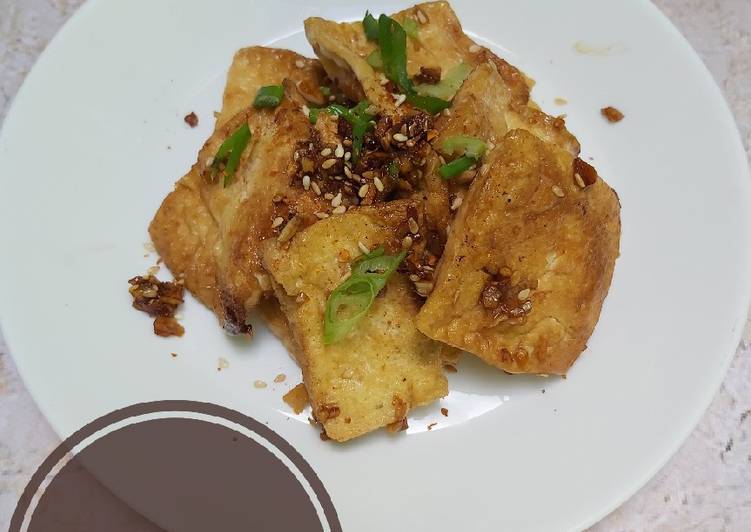 Resep Mudah Tahu goreng saus kecap-wijen Ala Warung