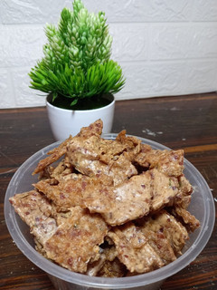 Foto resep Kripik Nasi Merah Sisa Kemaren