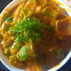 A picture of Simla mirch dahi masala.
