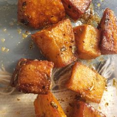 Deep Fried Potatoes / Hash Browns A picture of Deep Fried Potatoes / Hash Browns.