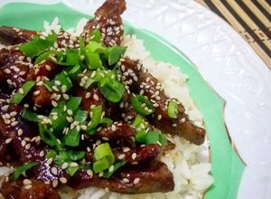 Foto de Carne com molho estilo oriental