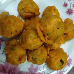 Potato Bonda A picture of Potato Bonda.