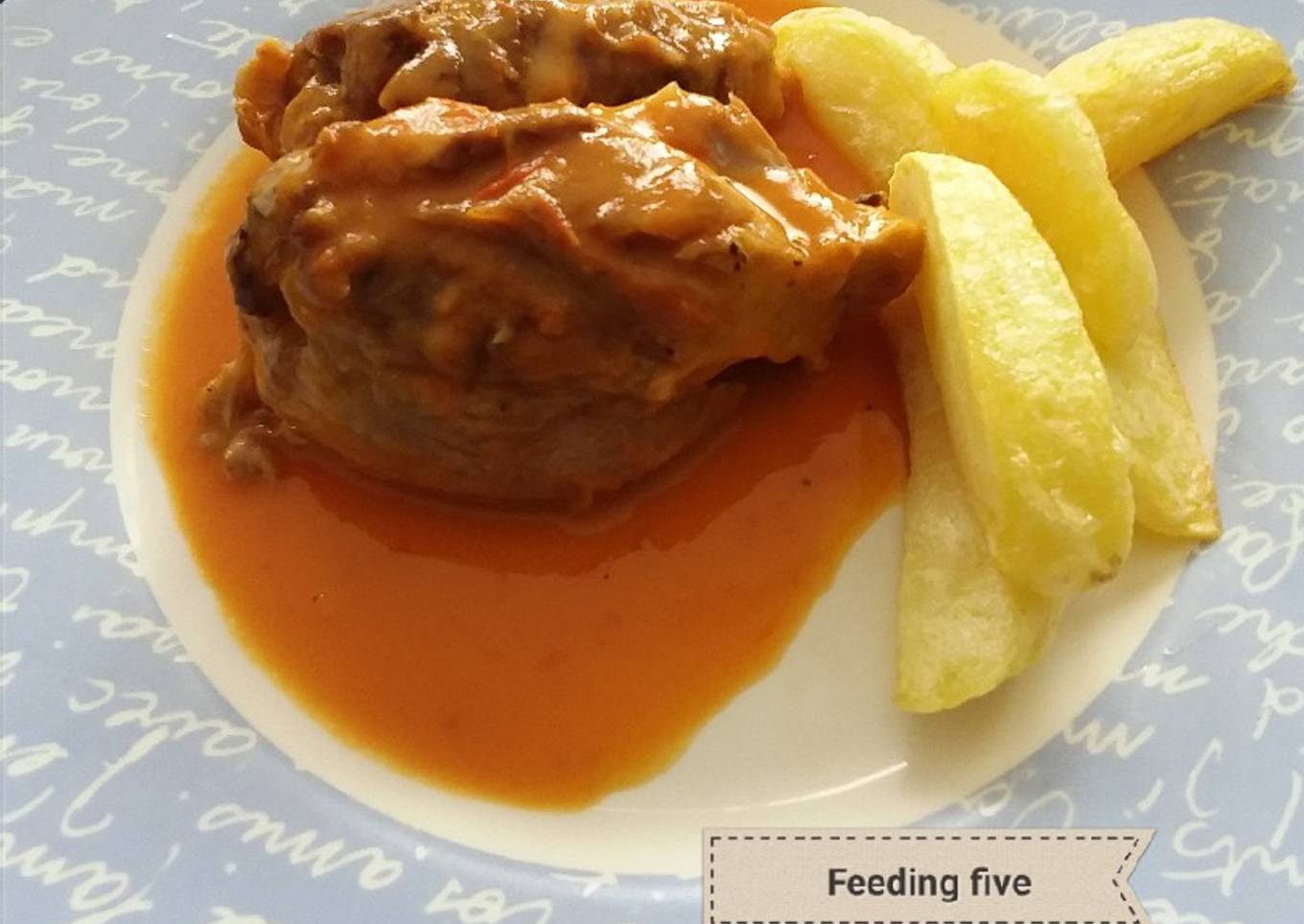 Codillo guisado con patatas