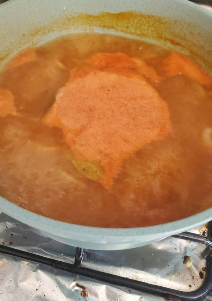 Una foto de Caldillo de jitomate para chiles rellenos