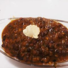 A picture of Dal makhani.