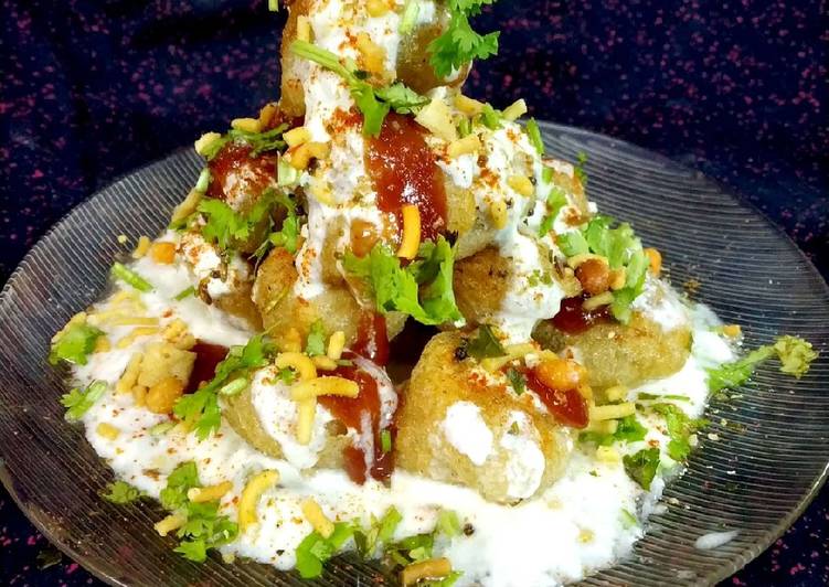 Rayal suji dahi vada