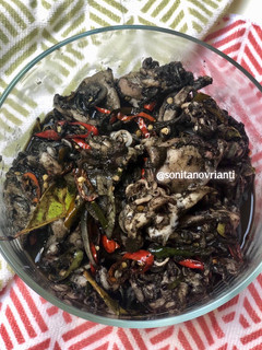 Foto resep Tumis cumi sotong pedes