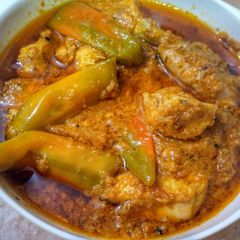 A picture of Achaar Gosht.