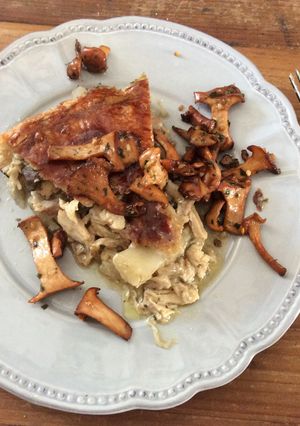 Une photo de LA tourtière Périgourdine