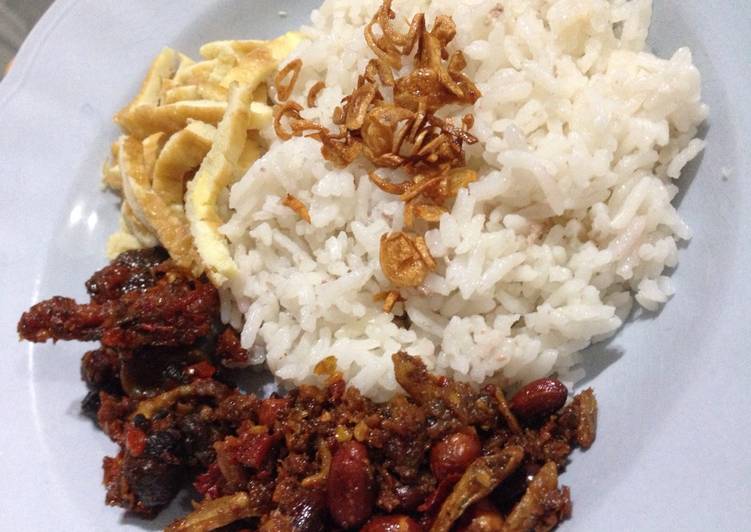 5 Resep: Nasi uduk rice cooker 🍚 Anti Gagal!
