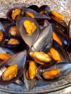 Una foto de Mejillones al vapor