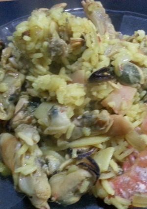 Una foto de Paella