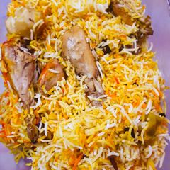 A picture of Chicken Pulao.
