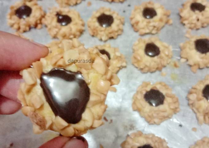 Resep ChocoNut cookies yang Menggugah Selera
