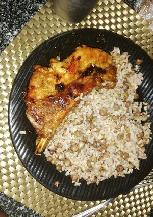 Una foto de Costillas de cerdo salsa HoneyQ