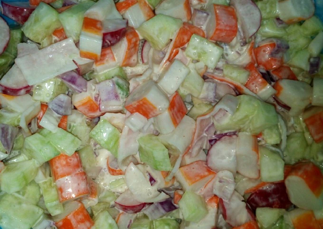 Ensalada de pepino y surumi