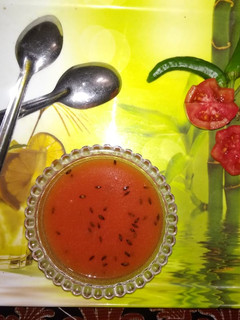ટોમેટો સુપ (Tomato soup recipe in Gujarati) રેસીપી મુખ્ય ફોટો
