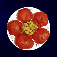 A picture of Puffy Red Puris.