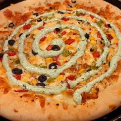 A picture of 😘Lazaniya pizza😘.