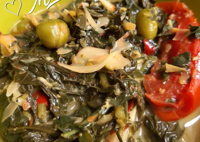 Resep Daun Singkong tumbuk kencong-rimbang oleh KudinNande - Cookpad