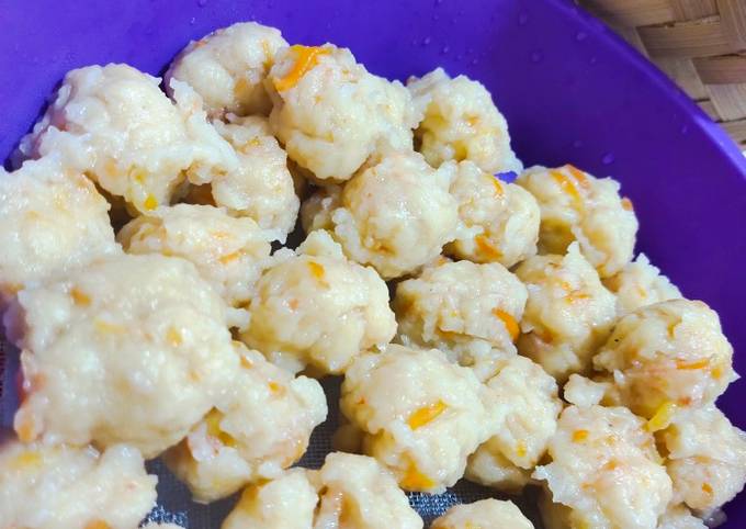 Bagaimana Membuat Bakso udang blender yang Lezat Sekali